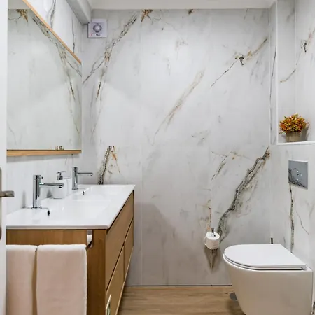 Pointsurprise House 2 Балеал