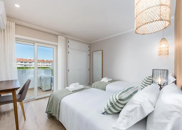 Pointsurprise House 2 Apartment