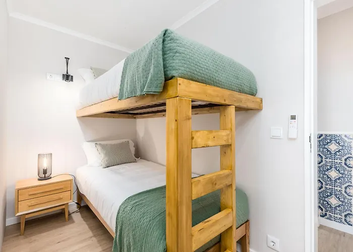 Pointsurprise House 2